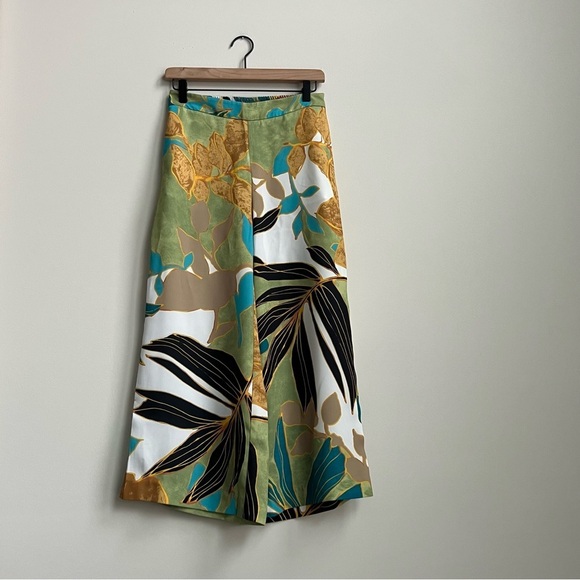 Chico's 00 Pull On Wide Leg Crop Fashion Culotte Santa Ponsa Palm Palazzo pants - Picture 2 of 13